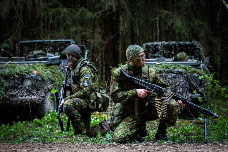 Megnövelte hadereje készültségi szintjét a NATO, és az orosz katonák kivonását követeli Ukrajnából, Moldovából