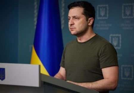 Zelenszkij fogolycserét ajánl: az orosz fogságban levő ukrán polgárokat kéri Medvedcsukért