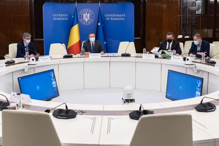 Április elsejétől további egy évig „féken tartja” az energiaárakat a román kormány