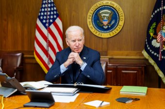 Biden további katonai segítséget ígér Ukrajnának, Kijev szerint megakadályoztak egy terrortámadást az ország vezetése ellen