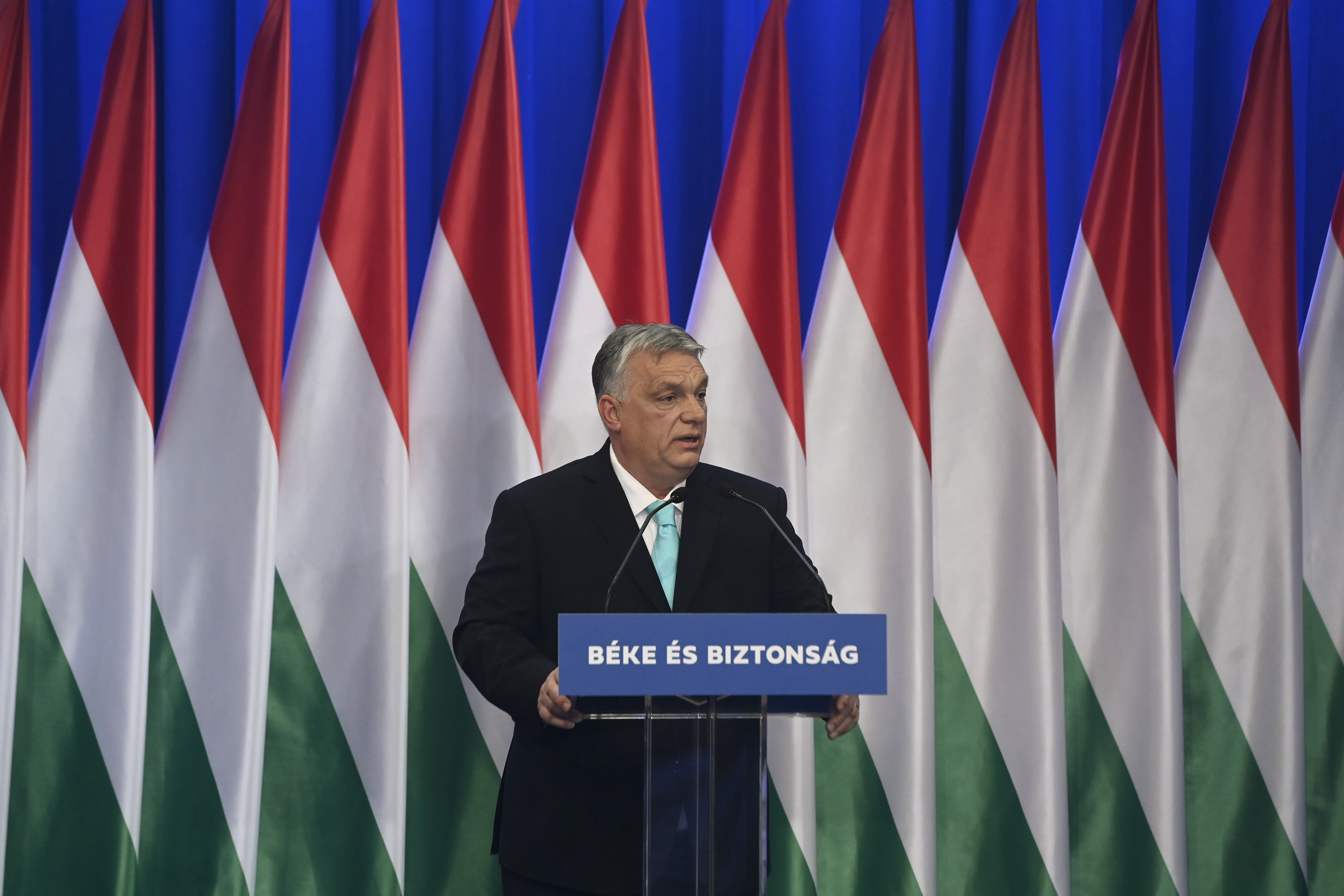 Erkölcsileg is helyes kimaradni a háborúból, Moszkva nem fenyegeti Európa biztonságát – Orbán Viktor évet értékelt
