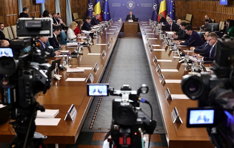 A kormányfőcserével egyidőben a kabinetben is lesznek változások a román miniszterelnök szerint