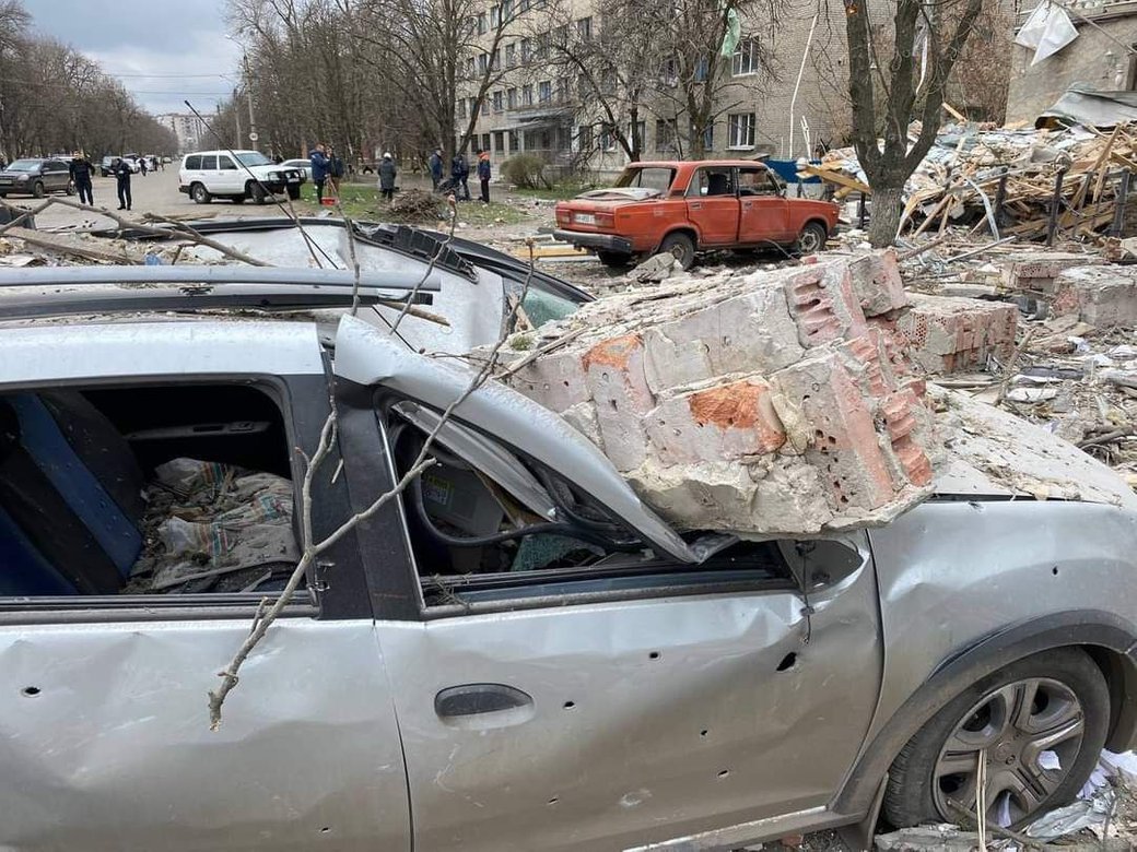 Rakétacsapást mértek az orosz erők a Donyeck megyei Szlovjanszkra, sok az áldozat