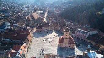 Az erdélyi dobogó legfelső fokára repítheti Brassót az új légikikötő és a szárnyaló turizmus