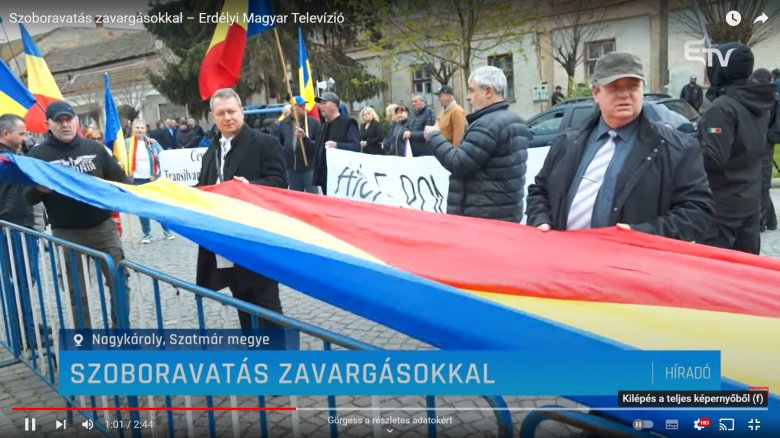 Illegális volt Tîrnoveanuék nagykárolyi demonstrációja, de efölött szemet huny a Krónikát támadó csendőrség