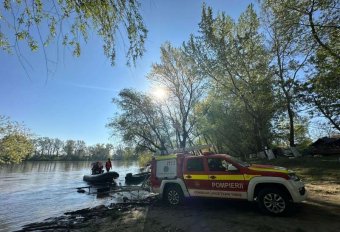 Folytatódik a Temes megyei csónakbalesetben eltűnt négy személy keresése
