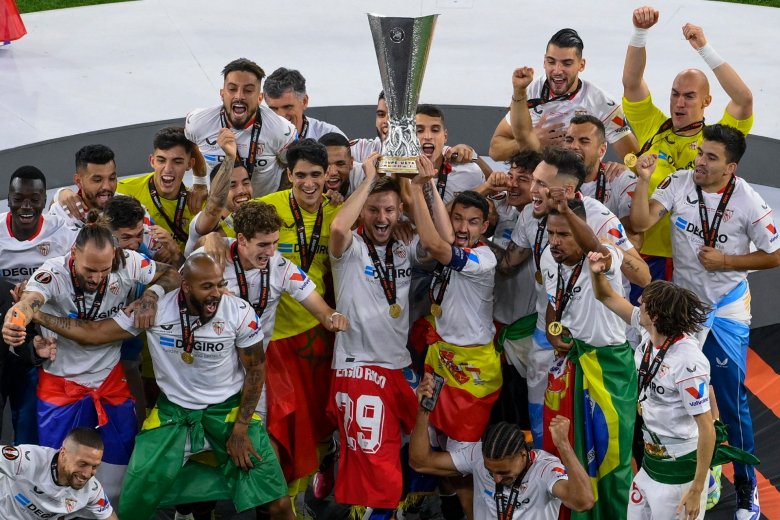 Nem jött össze Mourinhonak az újabb európai kupagyőzelem Budapesten, a Sevilla fiesztázhatott a Puskás Arénában
