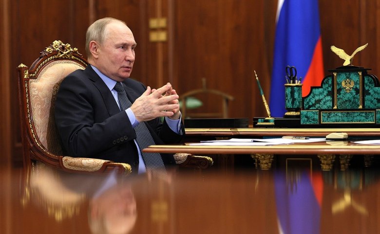 Putyin: Oroszország ellenáll a nyugati szankcióknak, közben az oroszok szerint Ukrajna drónokkal támadta Moszkvát