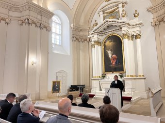 Világiakkal nem versenghet az egyház, lelki többletet kell nyújtania – Magyar evangélikus gyülekezetek képviselői Erdélyben