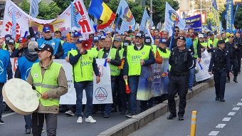 A béremelésekkel elégedettek a rendőrök, a különnyugdíjak megnyirbálásával viszont nem, ezért Bukarestben tüntetnek 