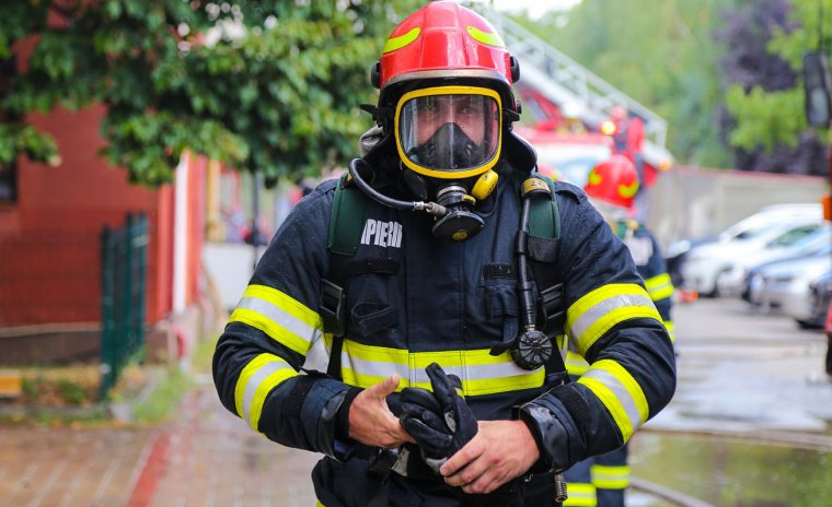 Többtucatnyi településen kellett beavatkozniuk a tűzoltóknak viharkárok miatt