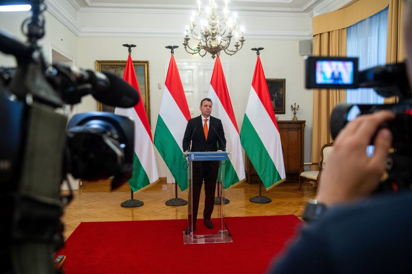 Budapest: Kijev fejezze be a magyar kisebbség jogfosztását, Brüsszel vegye végre napirendre az ügyet