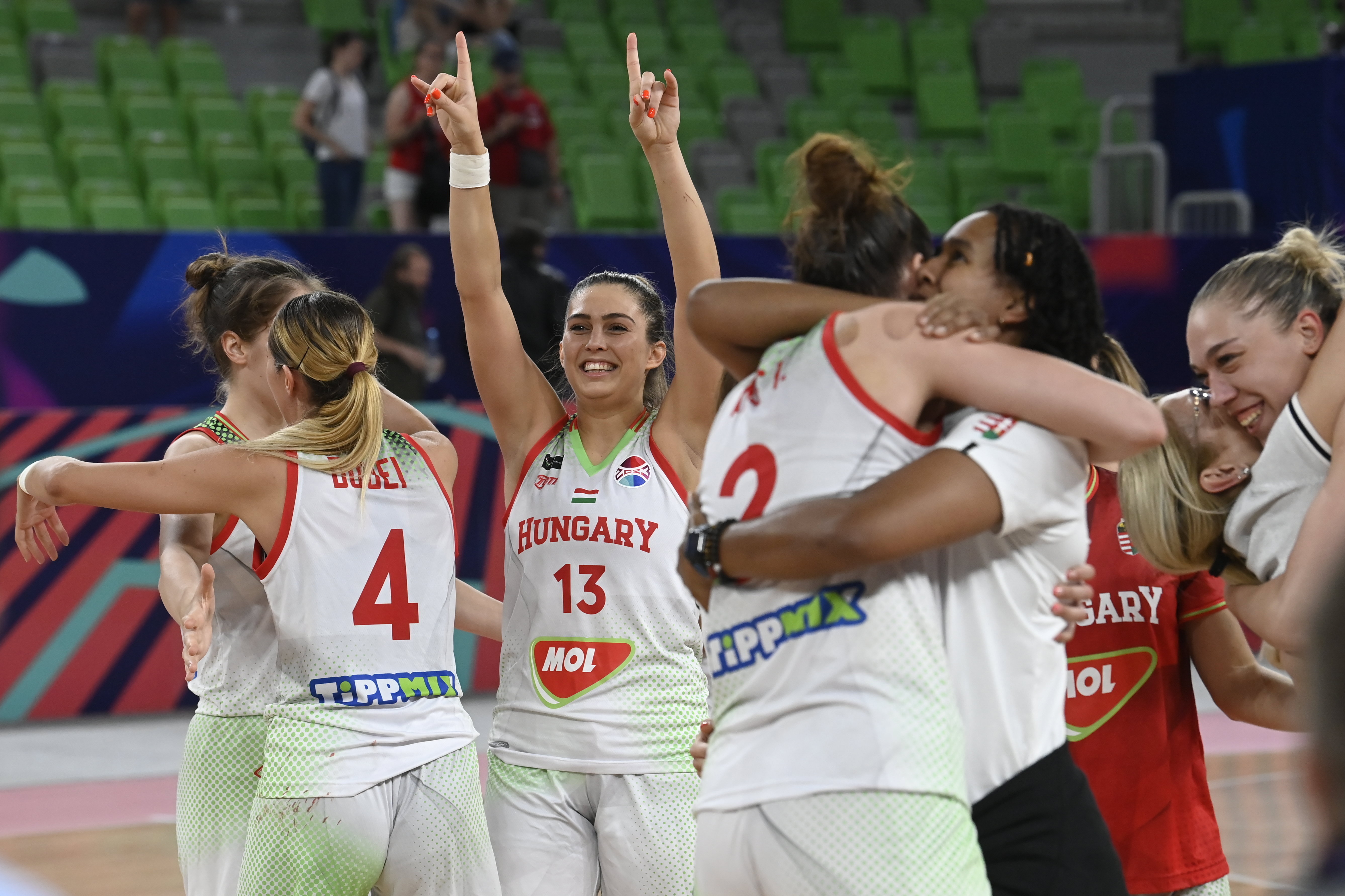 Kosárlabda: a címvédő legyőzésével csoportelsőként negyeddöntőben a magyar női válogatott az Eb-n