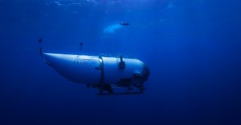 Elhunytak a turista-tengeralattjáró utasai, összeroppanhatott a nyomáskamra