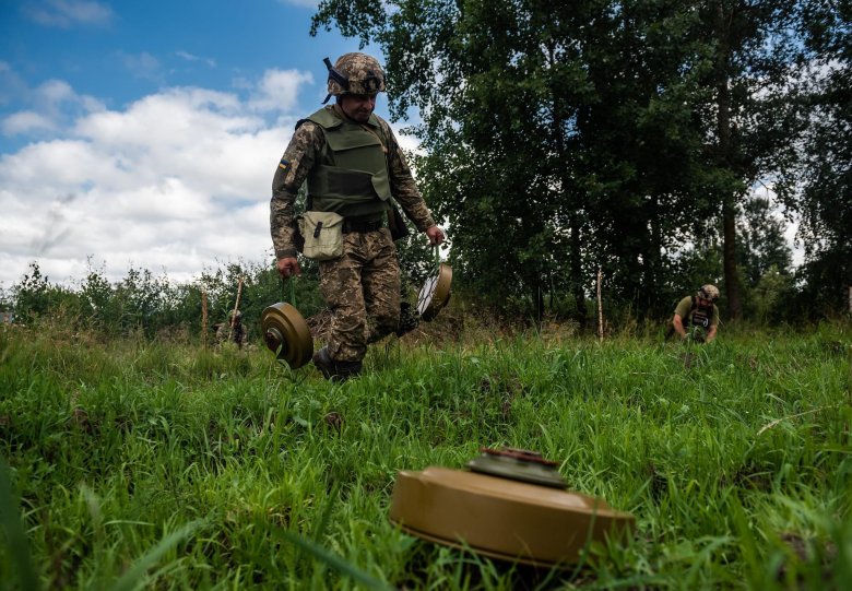 Folytatják az ukránok a támadást, az amerikaiak szerint Kína műszaki eszközöket szállít az orosz hadseregnek