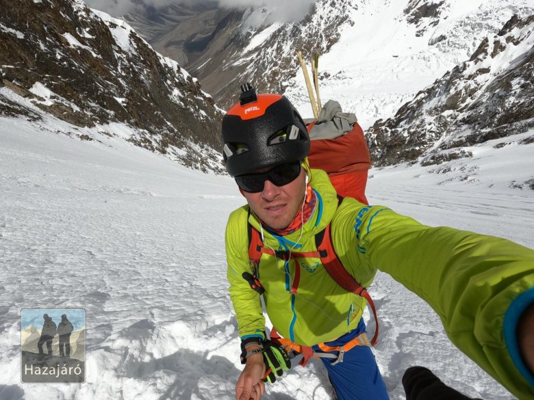 Varga Csaba nagyváradi hegymászó megkezdte a csúcstámadást a Nanga Parbaton