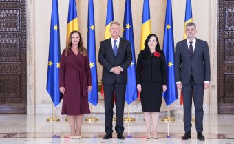 Letette a hivatali esküt a román kormány két új minisztere