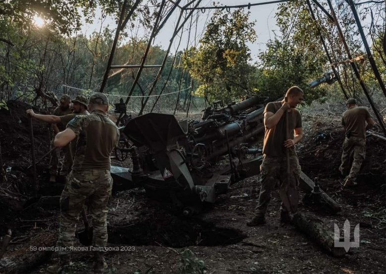 Ismét a román határ közelében fekvő kikötőket támadták az oroszok – Az ENSZ szerint már közel tízezer civil meghalt a harcokban