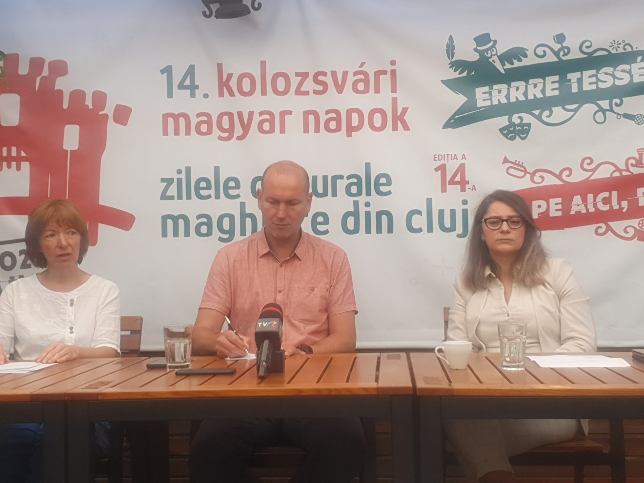 Belakja a majdnem teljesen felújított Farkas utcát is a hétvégén kezdődő, félezer programot kínáló Kolozsvári Magyar Napok