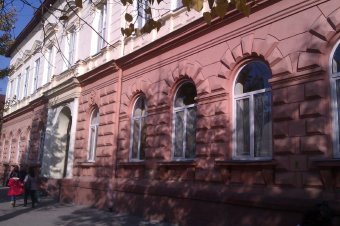 Ukrán igazgatót neveztek ki a munkácsi magyar iskola élére, tiltakozik a KMKSZ