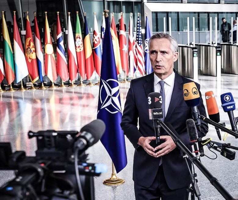 Szolidaritásáról biztosította Romániát a NATO-főtitkár az ország területén talált dróndarabok kapcsán