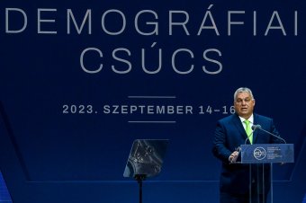 Európai családpolitikai fordulatot szorgalmazott Orbán Viktor a demográfiai csúcson