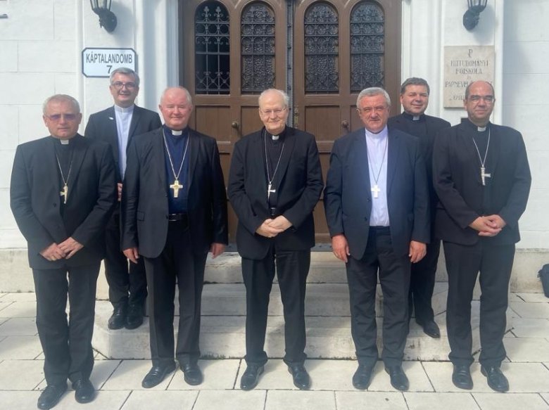 A házasság és család értékeinek fontosságát hangsúlyozza a magyar és a román katolikus püspöki konferencia