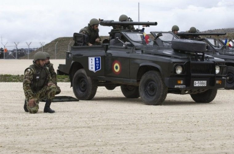 Románia még egy századnyi katonát küld Koszovóba, ahol tovább nőtt a feszültség a szerbek és az albánok között