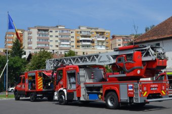Holttestet találtak a tűzoltók egy lakástűz eloltása után a Brassó megyei Feketehalmon