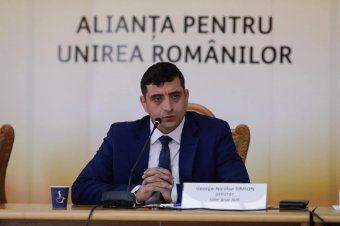 Simion: nem kértem fel Isărescut az AUR államfőjelöltjének