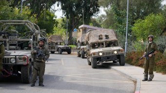 Robert C. Castel a Krónikának: reális cél a Hamász fegyveres szárnyának felszámolása, Izrael képes kétfrontos háborút vívni