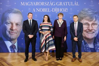 Díszvacsorát adott a két új magyar Nobel-díjas tiszteletére Novák Katalin: Karikó Katalin és Krausz Ferenc a miénk