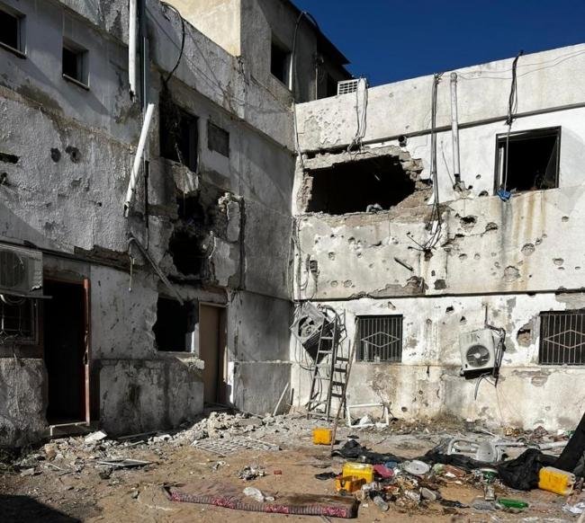 A Hamász katonai felszerelését találták meg a legnagyobb gázai kórházban – Biden háborús bűnökkel vádolta a terrorszervezetet