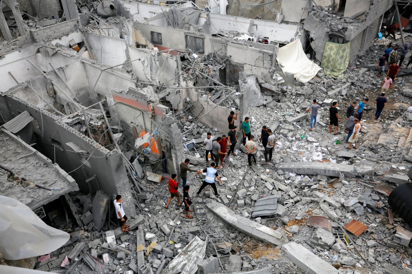 Evakuálásra szólította fel a lakosságot az izraeli haderő Gáza déli részén, és rövid fegyverszünetet hirdetett