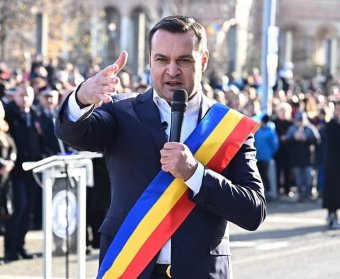 FRISSÍTVE - Körözik az ötéves börtönbüntetés letöltése elől elmenekült Cătălin Cherecheş nagybányai polgármestert