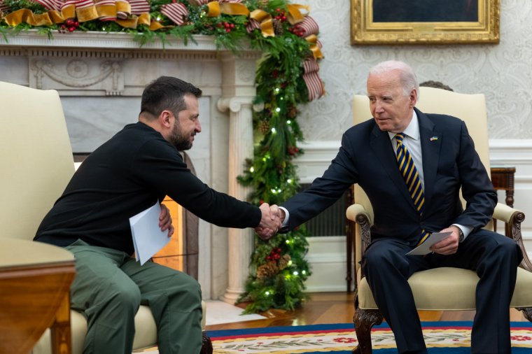 Biden-Zelenszkij találkozó: Washington újabb, több százmillió dolláros katonai segélyt küld az ukránoknak