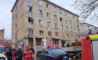 Huszonhárom lakás rongálódott meg egy lugosi robbanásban, egy férfi testének 40 százalékán égési sérüléseket szenvedett