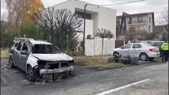 Máris megtalálhatták a férfit, aki felgyújtotta a temesvári piacokat felügyelő cég vezetőjének autóját