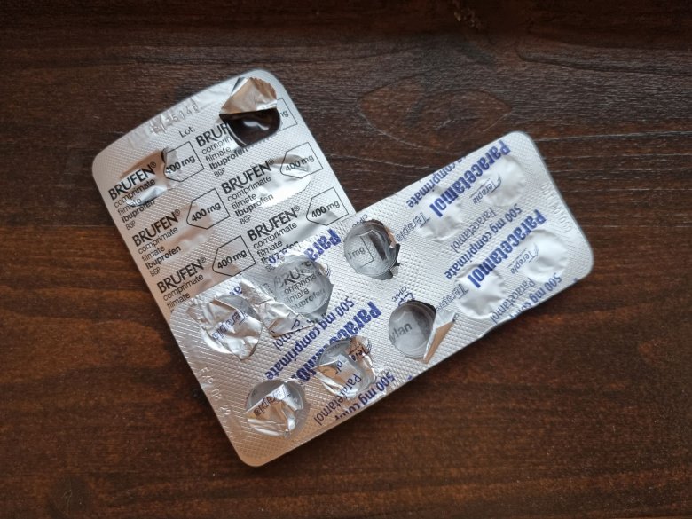 Egészségügyi miniszter: nincs paracetamol- és ibubprofenhiány Romániában