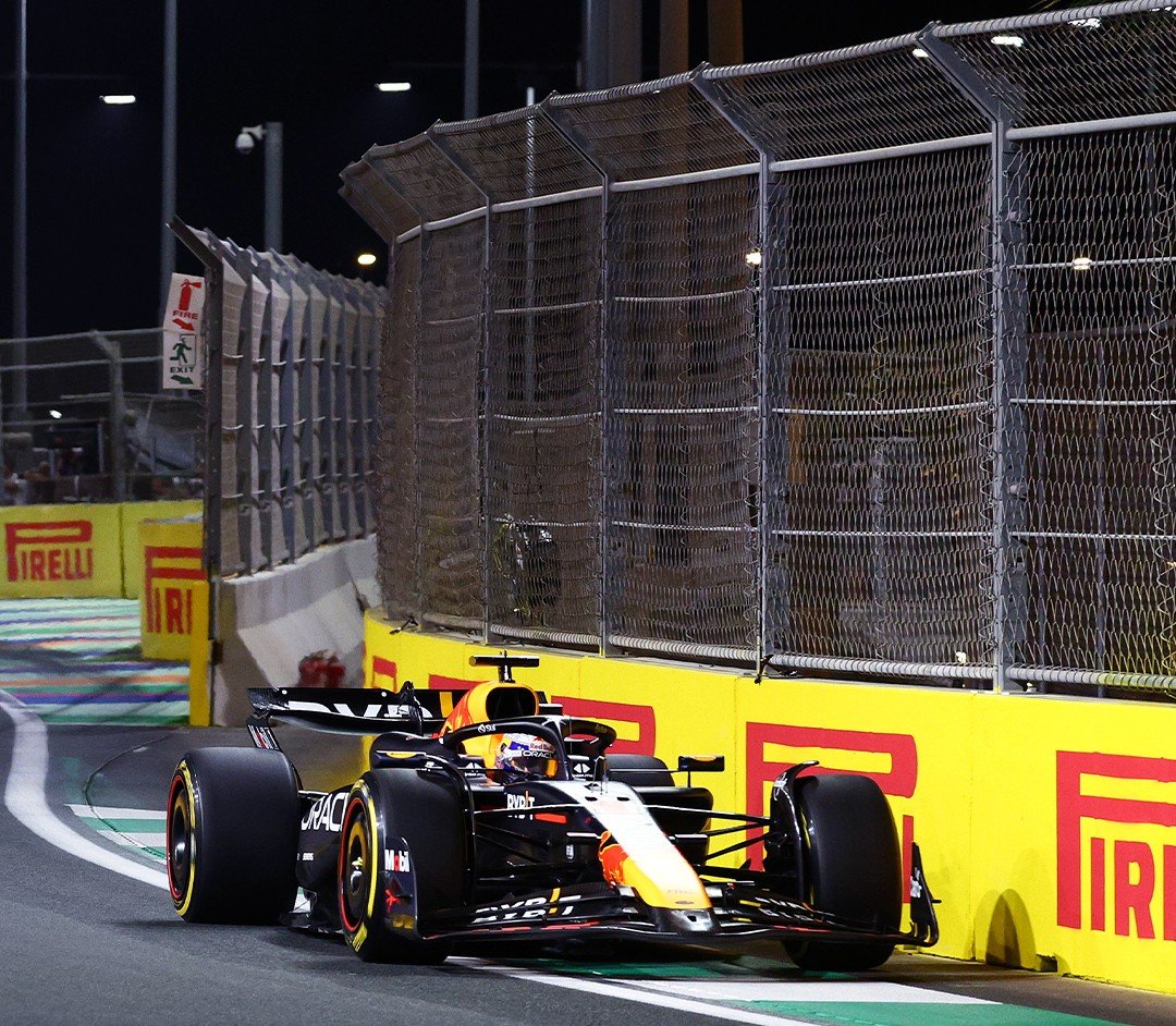 Eddig kettőből kettő: Szaúd-Arábiában sem talált legyőzőre Verstappen, kettős Red Bull-győzelem született