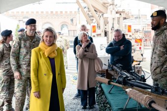 Belga miniszter: nincs közvetlen veszélye annak, hogy Oroszország megtámadja valamelyik NATO-tagállamot