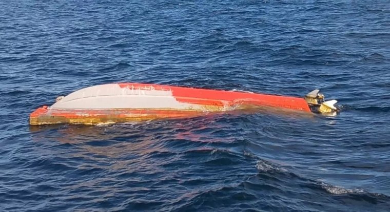 Felborult vízi eszközt találtak a román partok mentén, tengeri drón lehet