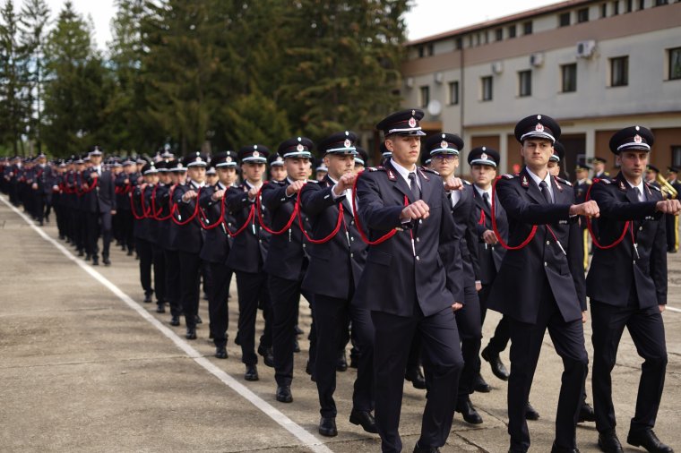 Magyarok jelentkezését is várják a romániai rendőr- és csendőrképző iskolákba