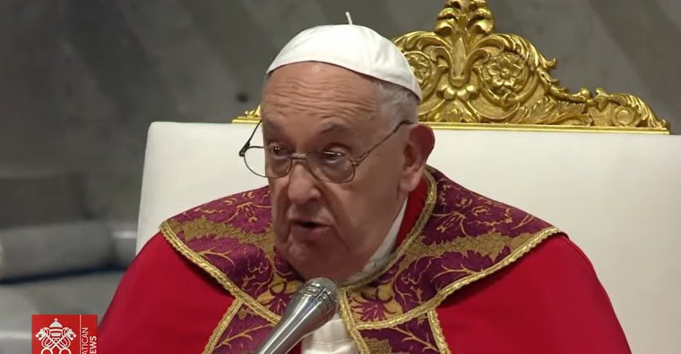 Ferenc pápa pünkösdvasárnap felszólította a nemzetek vezetőit, hogy nyissák meg a béke kapuit