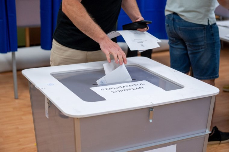 Vasárnap 10 óráig a választópolgárok 8,72%-a szavazott Romániában