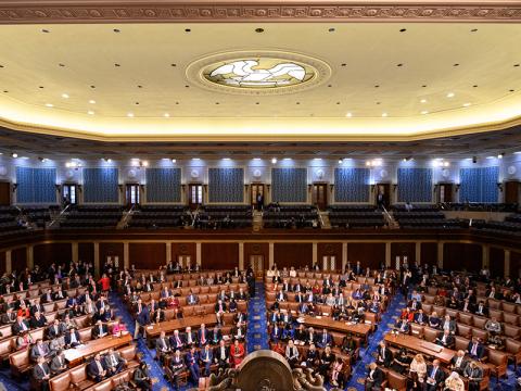 Megszavazta az Ukrajnának nyújtott 61 milliárd dolláros segélycsomagot az amerikai képviselőház