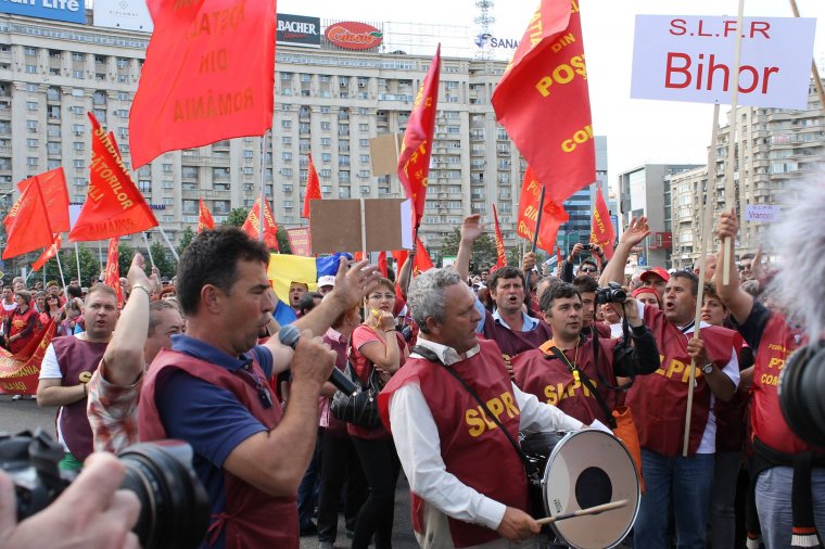 Elkezdték a tiltakozást a postások Bukarestben