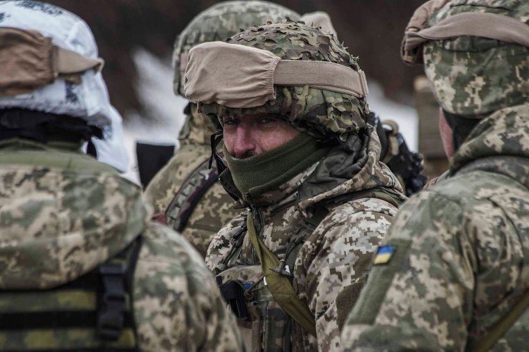 Szigorításokat vezetne be a katonai szolgálat alól kibújni akarókkal szemben az új ukrán mozgósítási törvény