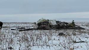 Ukrán hírszerzés: Oroszország nem hajlandó kiadni a lelőtt repülőgépen utazó ukrán hadifoglyok holttesteit