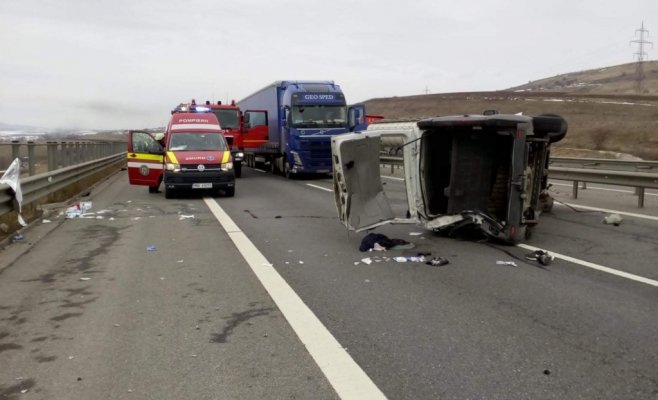 A sofőr facebookos élő közvetítése miatt történt súlyos baleset az észak-erdélyi autópályán